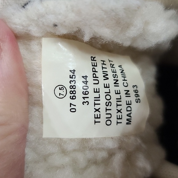 Tommy Bahama Womens Sneakers Black White Plaid Laces Zips Faux Fur Trim Sz 7.5 - Picture 3 of 12